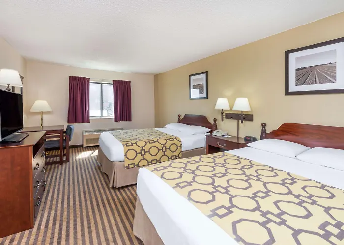 Hotel Baymont By Wyndham Metropolis