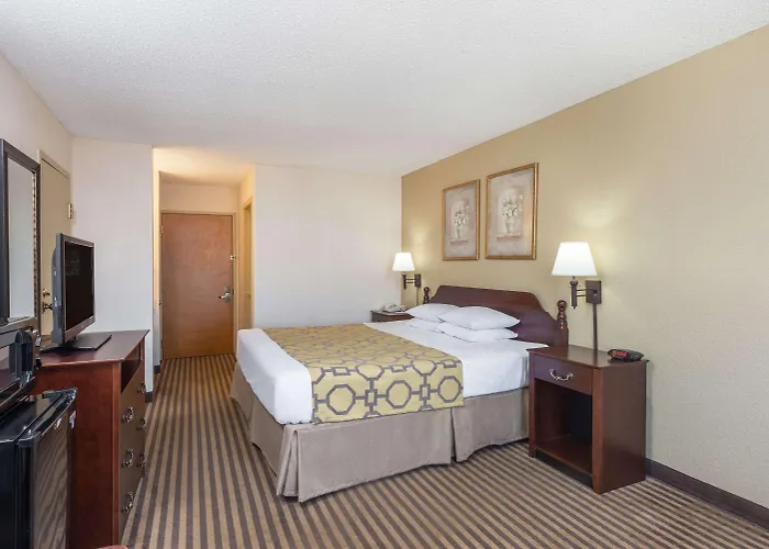 Hotel Baymont By Wyndham