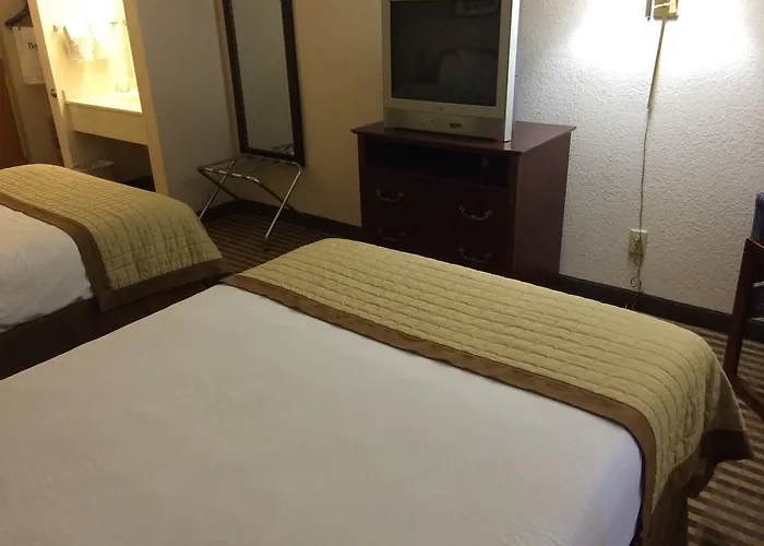 Baymont By Wyndham Hotel 2*